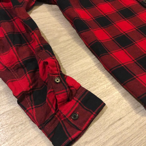 Gap Men’s Flannel Red and Black Size Large - Picture 4 of 5